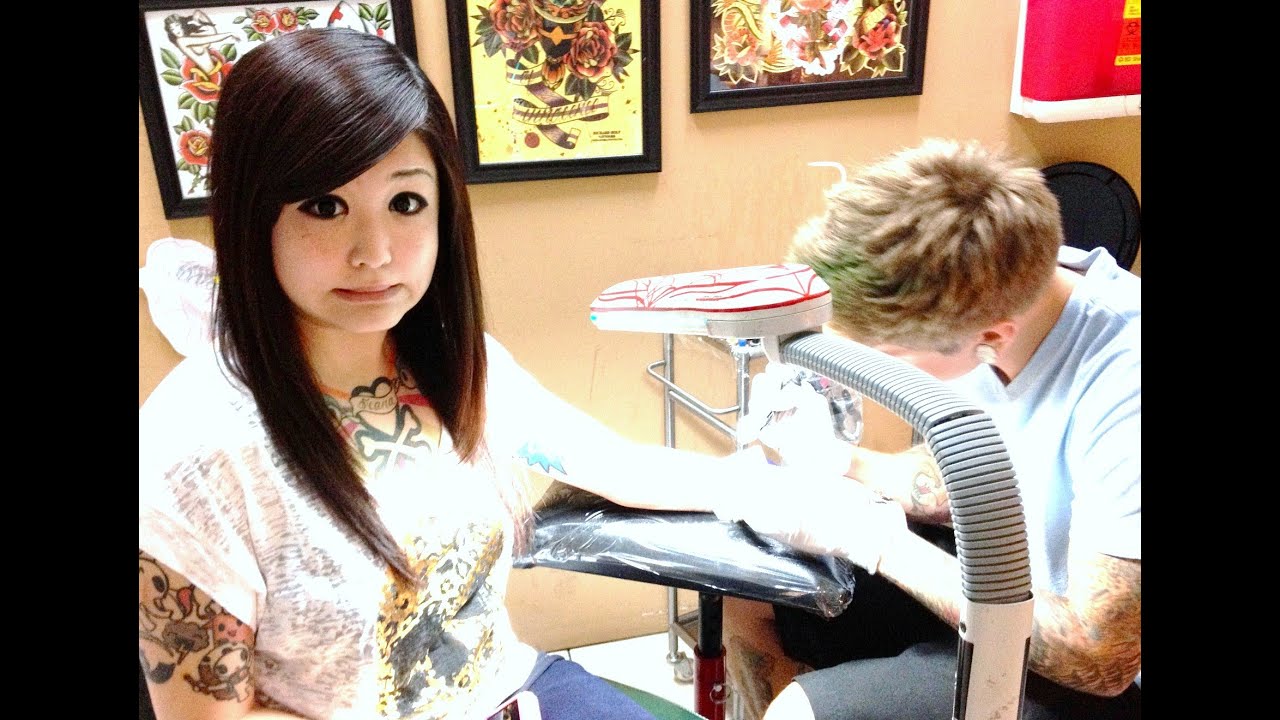 New Tattoo! (Popeye the Sailor Man) | HelloHannahCho