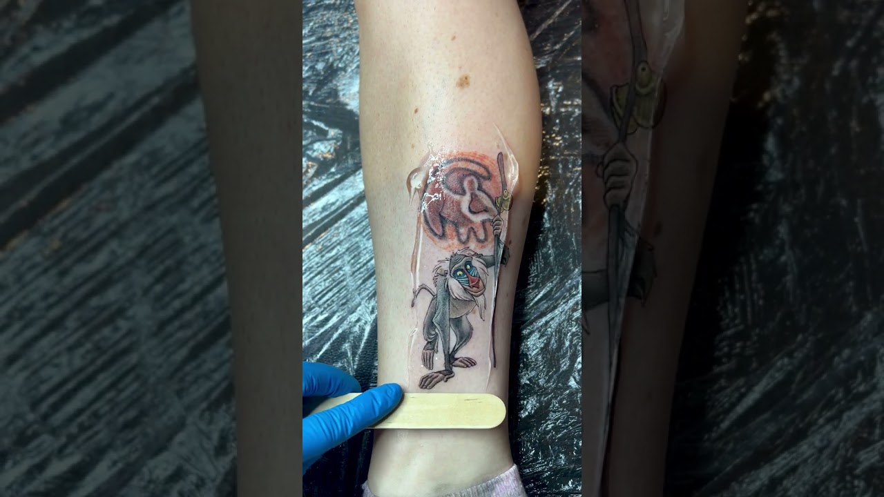 How cool is this lion king tattoo?!