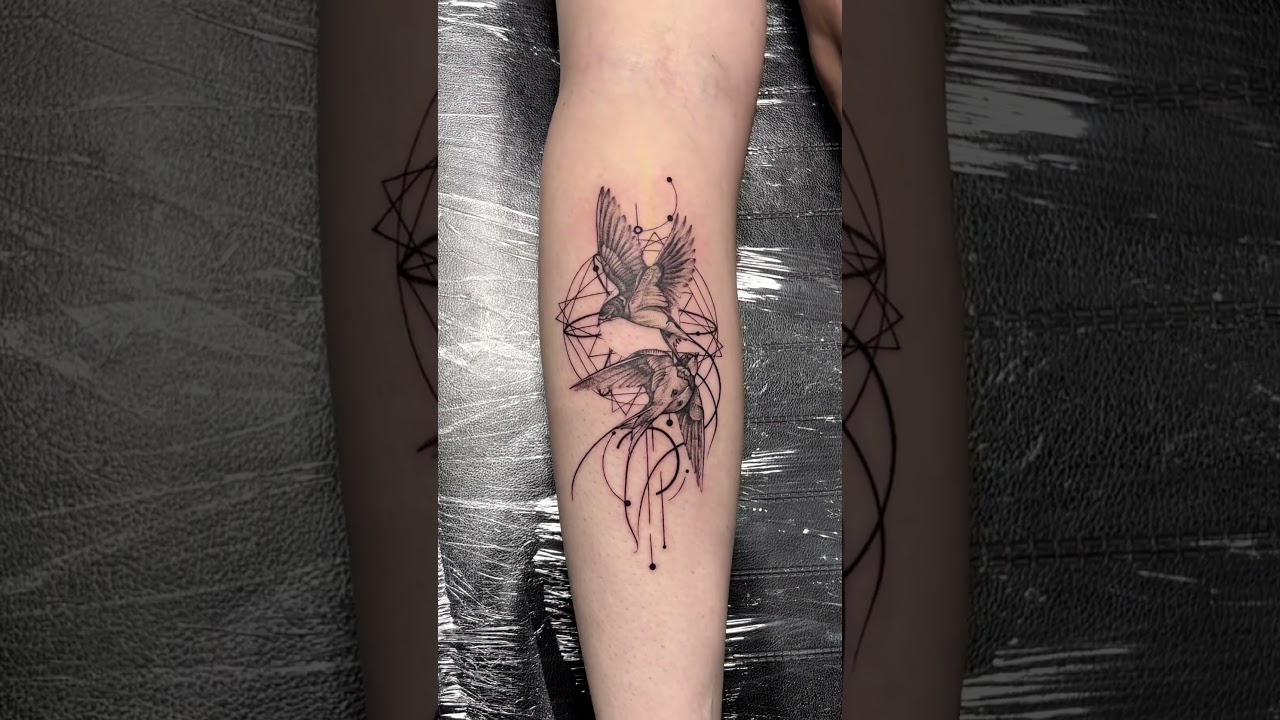 An incredible start to this patchwork realism leg sleeve by @jxrdyn_tattoos at our @vividinkcoventry