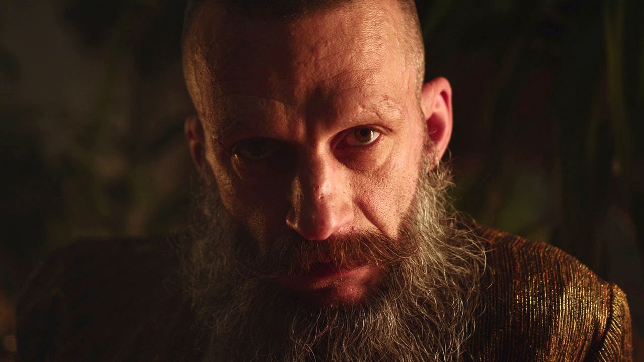 Linus Klausenitzer - King Of Hearts (Official Music Video)