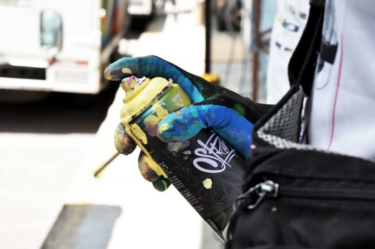 Revolutionize Your Artistic Process with the Latest Digital Art Glove Technology
